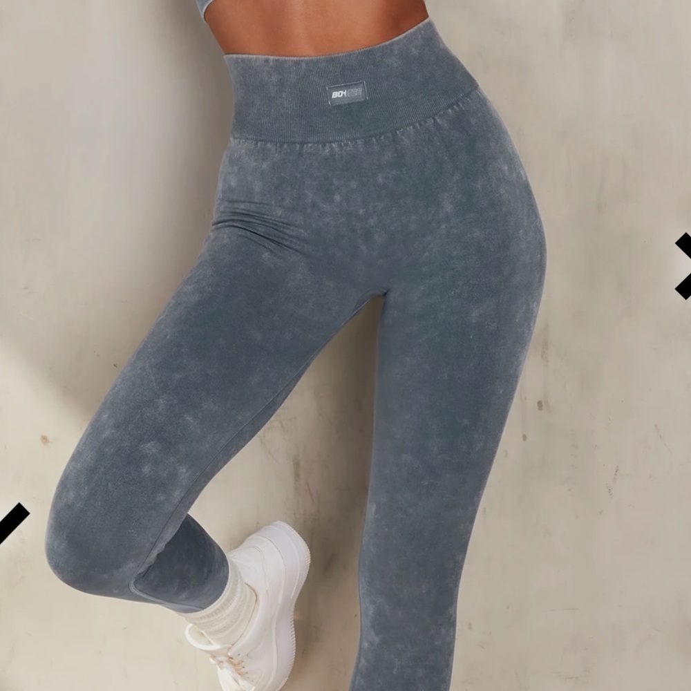 Bo + Tee Leggings
